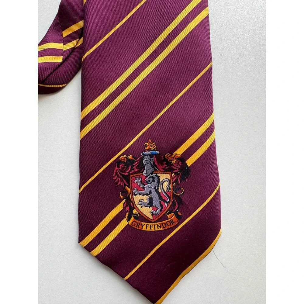 Harry Potter Gryffindor House‎ Crest Silk Tie Burgundy Gold Stripes